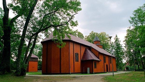 Kościół Matki Bożej Szkaplerznej w Studzienicznej